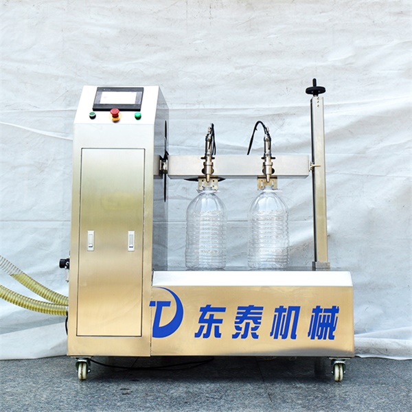 半自動(dòng)花生油灌裝機.jpg